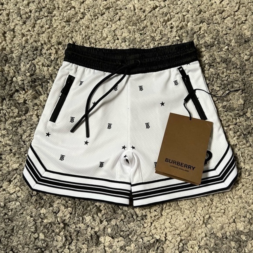 Burberry babyboy shorts - Picture 2 of 8